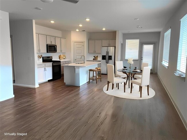 Primary Photo - 14204 Mcarthur Dr