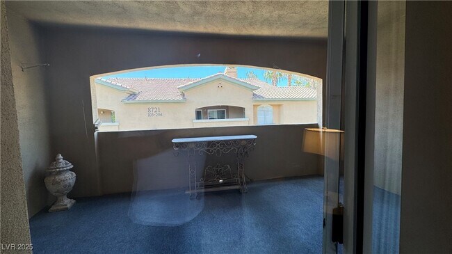 Building Photo - 8720 Red Brook Dr