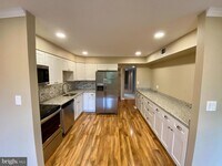 Building Photo - 1 Lough Mask Ct