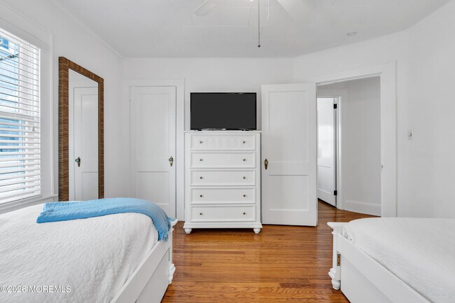 Building Photo - 111 Chicago Blvd