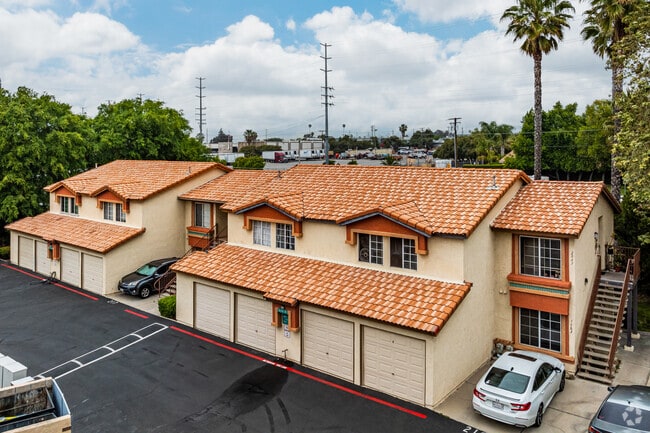Building Photo - Marbella Condominiums