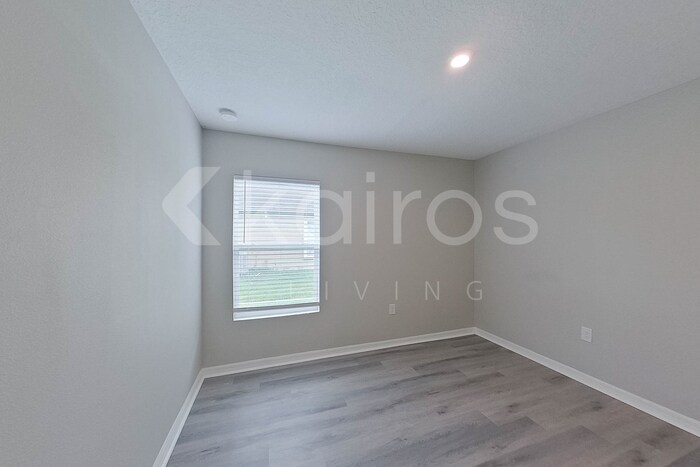 Building Photo - 8035 100th Ave