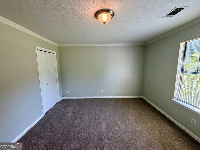Building Photo - 209 Stagecoach Ridge