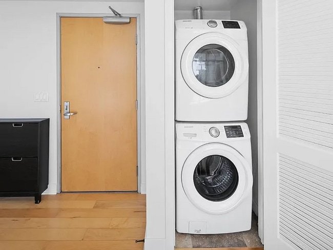 Building Photo - 3812 Park Blvd