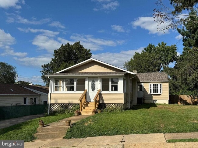 Building Photo - 22 Maryland Ave