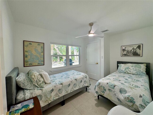 Building Photo - 7372 Melaleuca Way