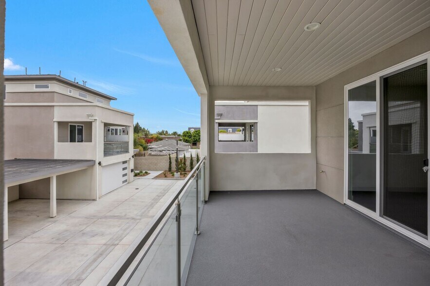 Building Photo - 12673 9th St