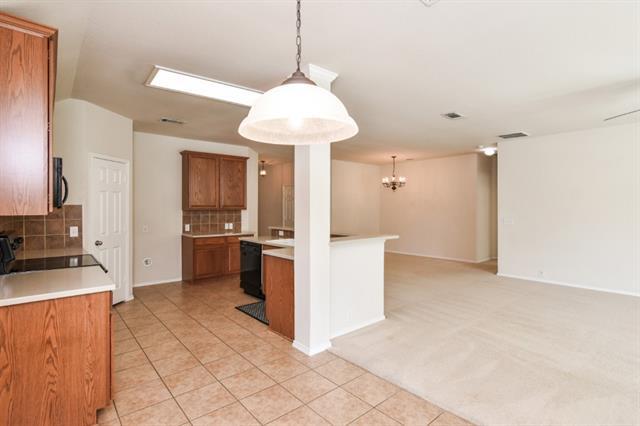 Building Photo - 2609 Swan Dr
