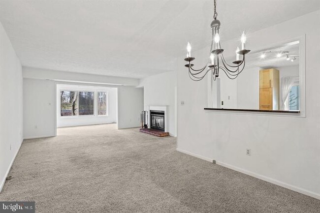 Building Photo - 2222 Hunters Run Dr