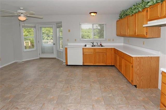 Building Photo - 1542 Glenn Brooke Woods Cir