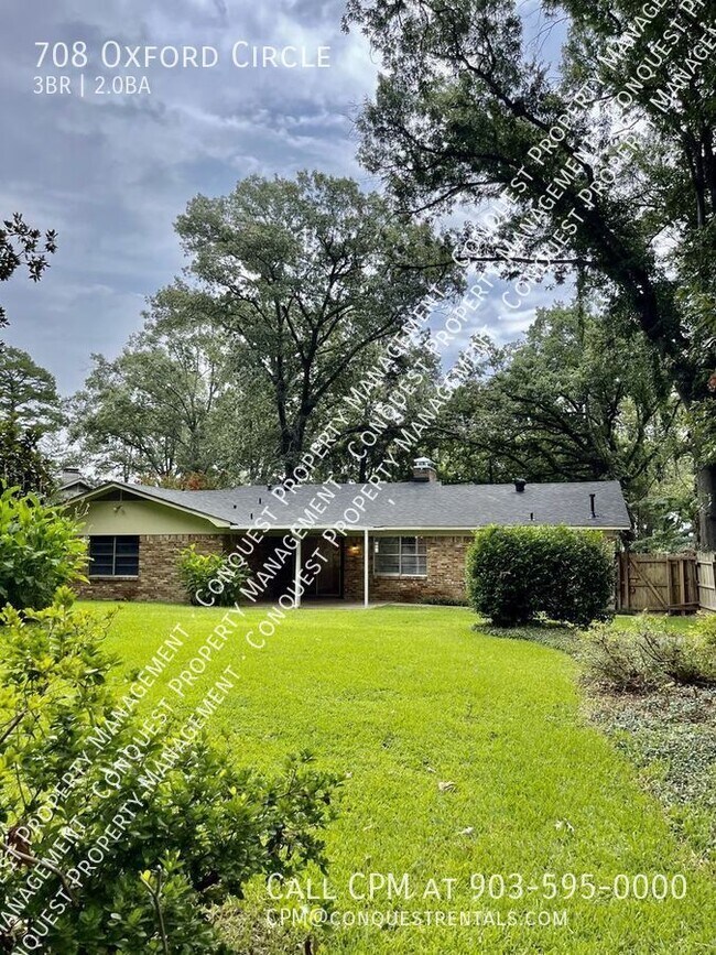 Building Photo - 708 Oxford Cir
