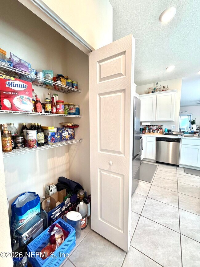 Building Photo - 845 Observatory Pkwy