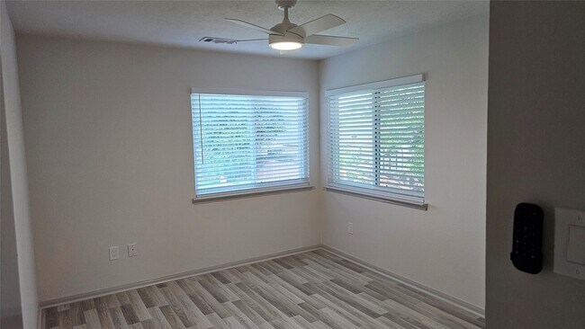 Building Photo - 23510 Stratsborough Dr