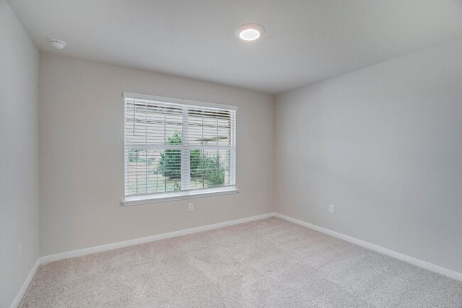 Building Photo - 1007 Coolridge Ct