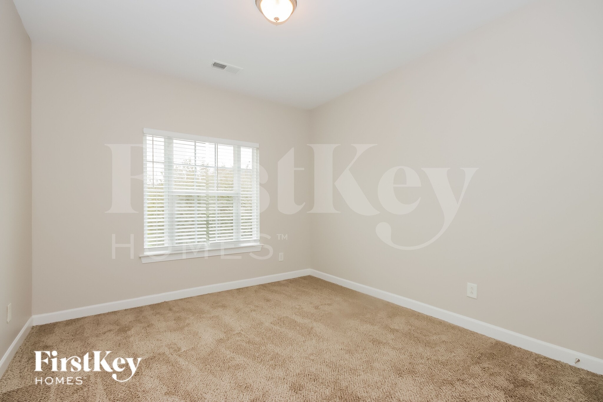 Building Photo - 109 Planters Dr