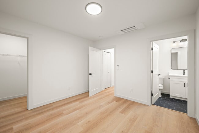 Building Photo - 110 NW 83rd St