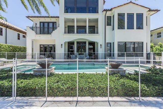 Building Photo - 2627 Castilla Isle