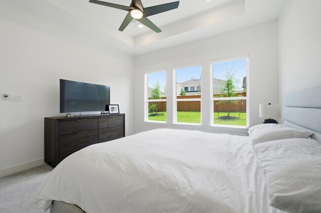 Building Photo - 8115 Fenway Hts Dr