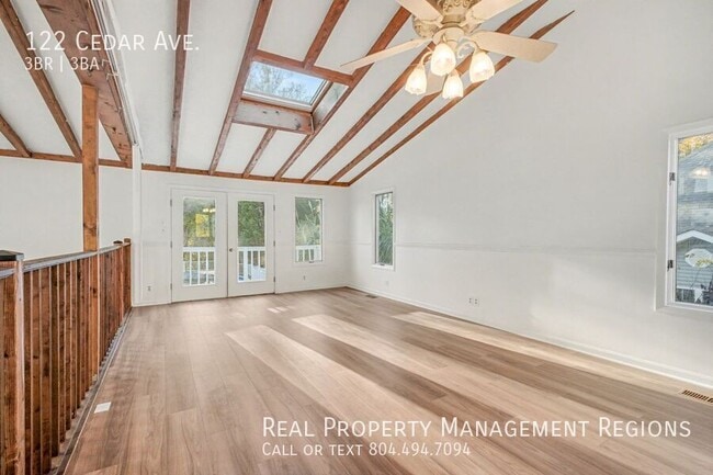 Building Photo - 122 Cedar Ave