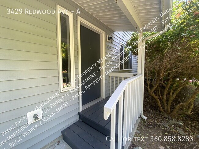 Building Photo - 3429 Redwood Ave