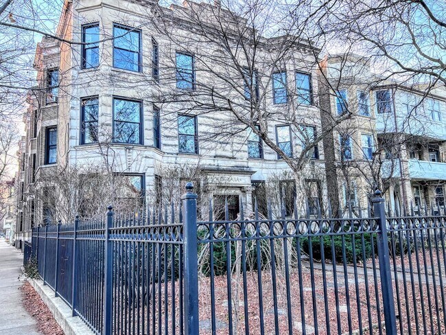 Primary Photo - 3214 W Altgeld St