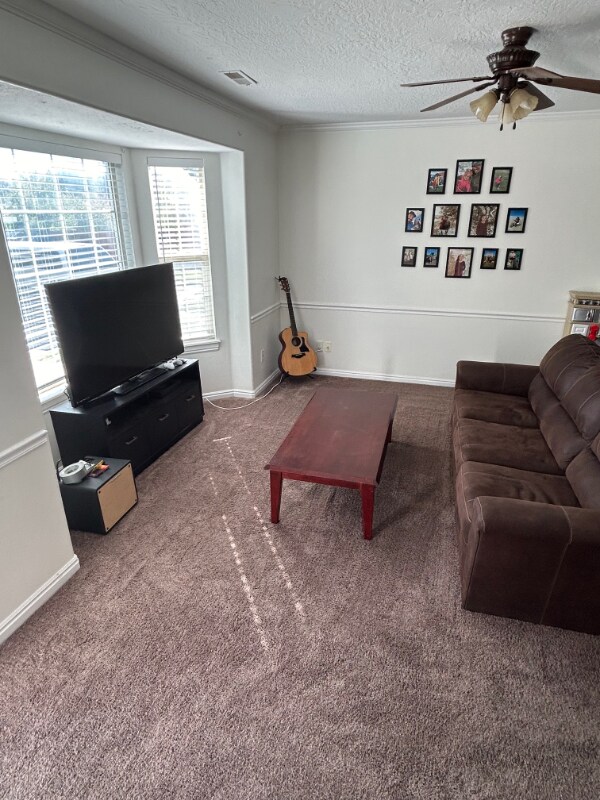 Building Photo - 439 E Parkside Cir