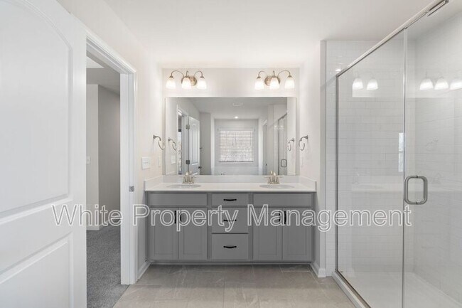 Building Photo - 4743 Darcey Wy