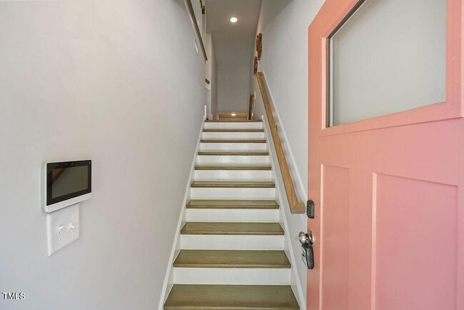 Building Photo - 2075 Eva Pearl Dr