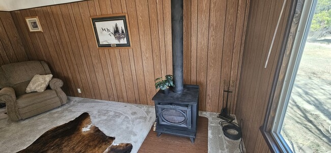 Building Photo - 7 Bert Rd