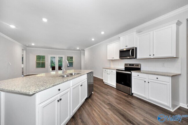 Building Photo - 157 High Leaf Dr