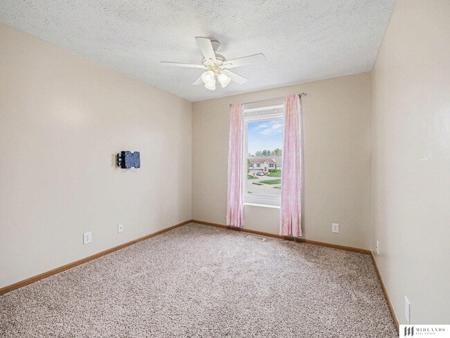 Building Photo - 2707 Canyon Cir