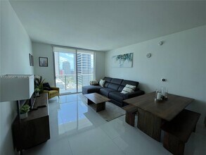 Building Photo - 1100 S Miami Ave