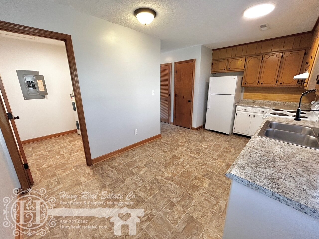 Building Photo - 296 7th St