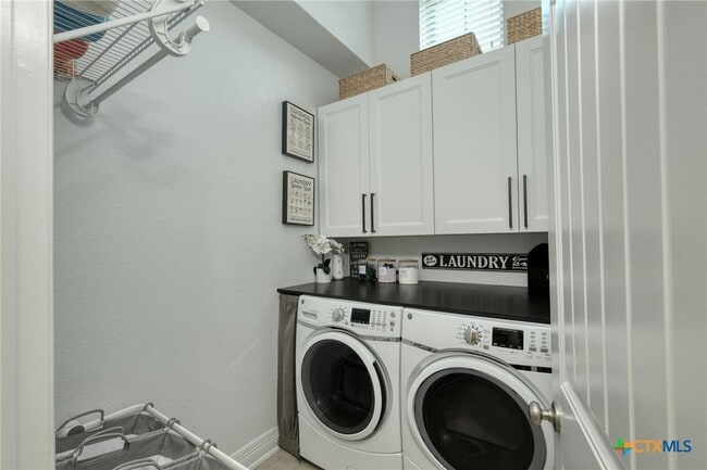 Building Photo - 2701 Rabbit Creek Dr