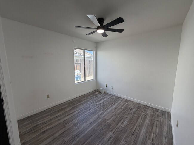 Building Photo - 5310 Summer Cypress Dr
