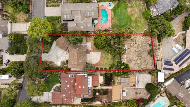 Building Photo - Rolling Hills Ranch House — Updated 3BR Home on a Massive Lot