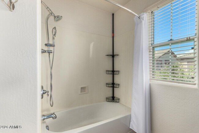 Building Photo - 4334 E Carla Vista Dr