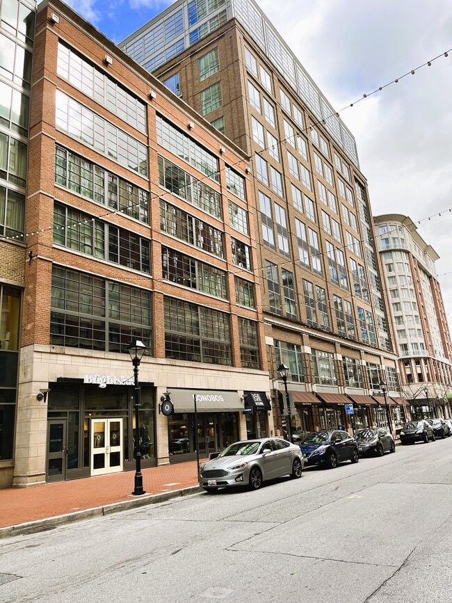 Surrounding businesses - 675 President St