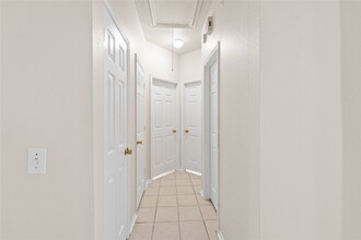 Building Photo - 3106 Birchleaf Dr