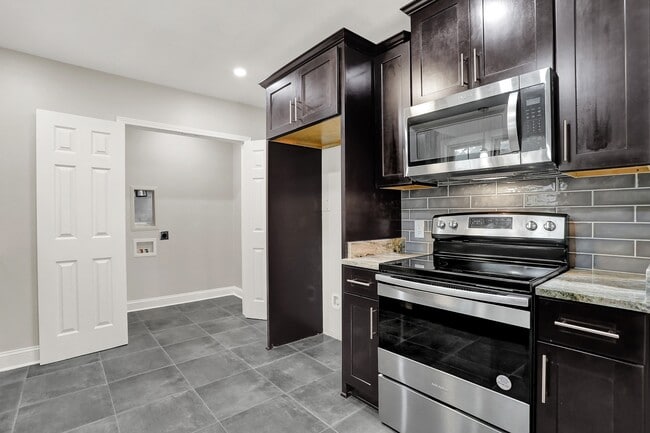 Building Photo - 3651 Galloway Ave