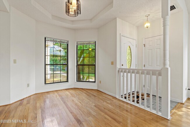 Building Photo - 10538 Broomsedge Ct