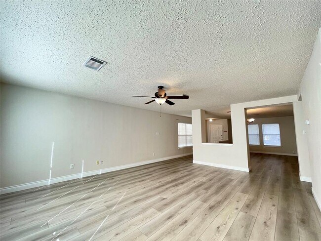 Building Photo - 2601 Byfield Dr