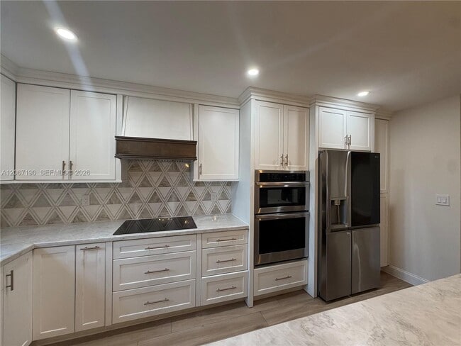 Building Photo - 16022 Kilmarnock Dr