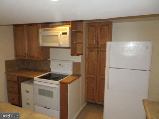 Building Photo - 1381 Hazel Nut Ct
