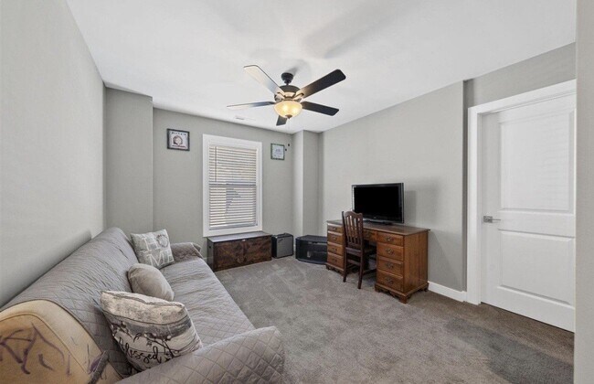 Building Photo - 9351 Woodgate Circle