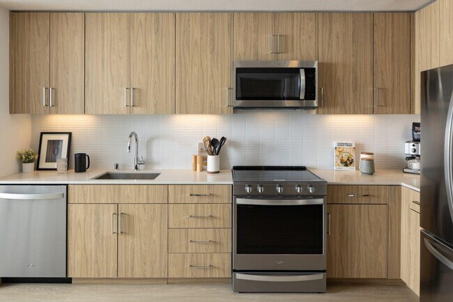 Building Photo - 1001 N Shoreline Blvd