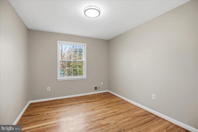 Building Photo - 1501 Chatham Colony Ct