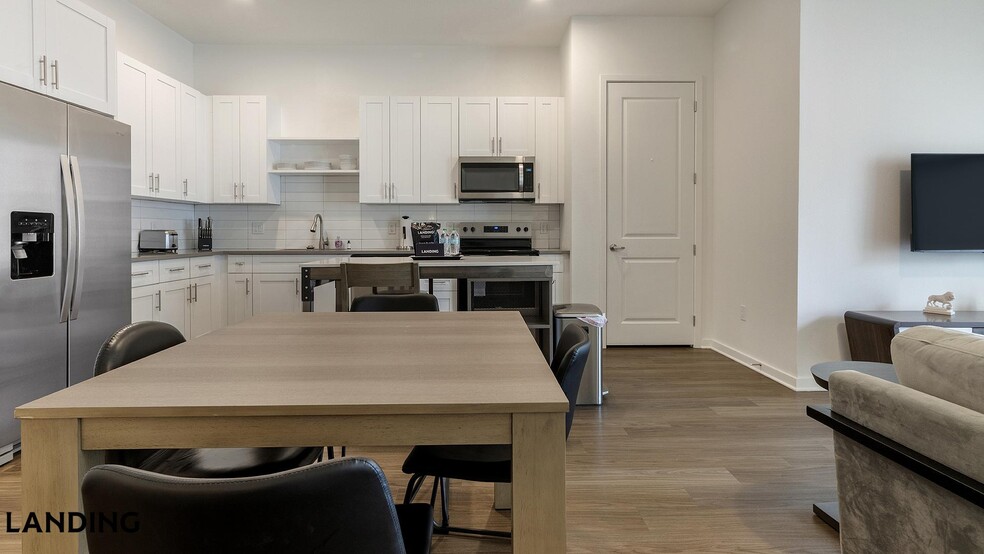 Building Photo - 515 Corso Ln