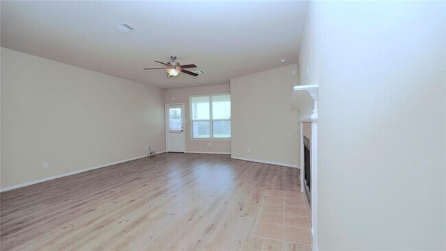 Building Photo - 24715 Colonial Elm Dr