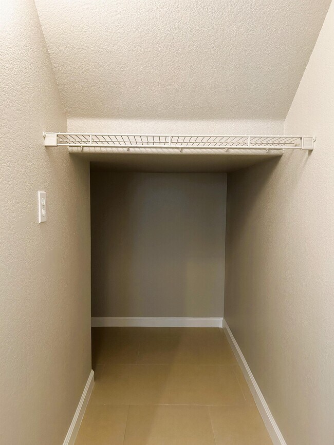 Building Photo - 6084 Villa Trieste Ct